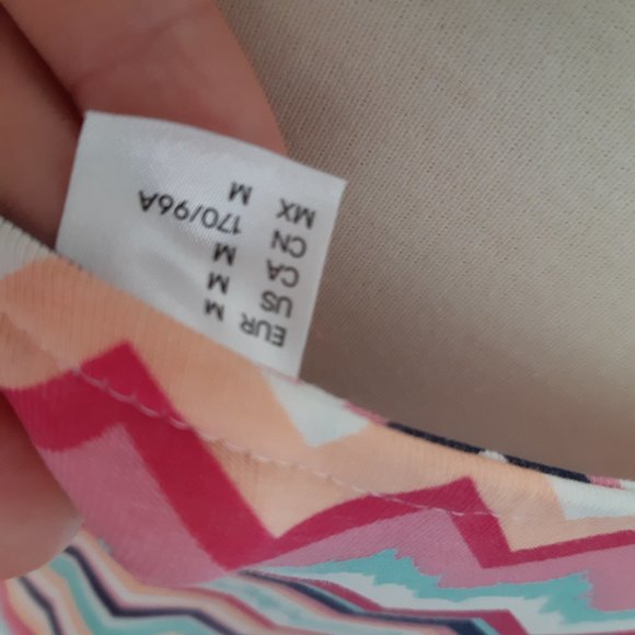 New Pink-Turquoise crop top - Picture 5 of 6